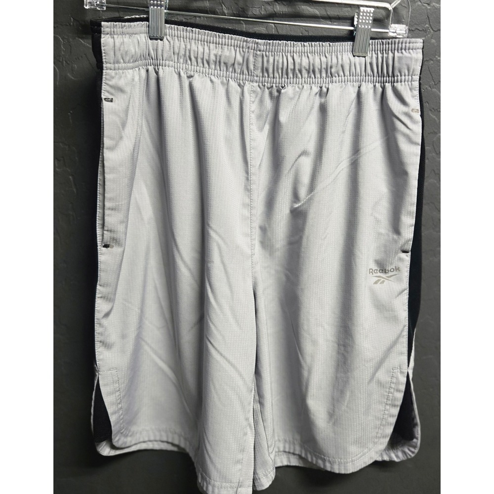 Reebok Mens‎ Grey Black Ripstop Athletic Training Shorts Size Med Zipper Pocket